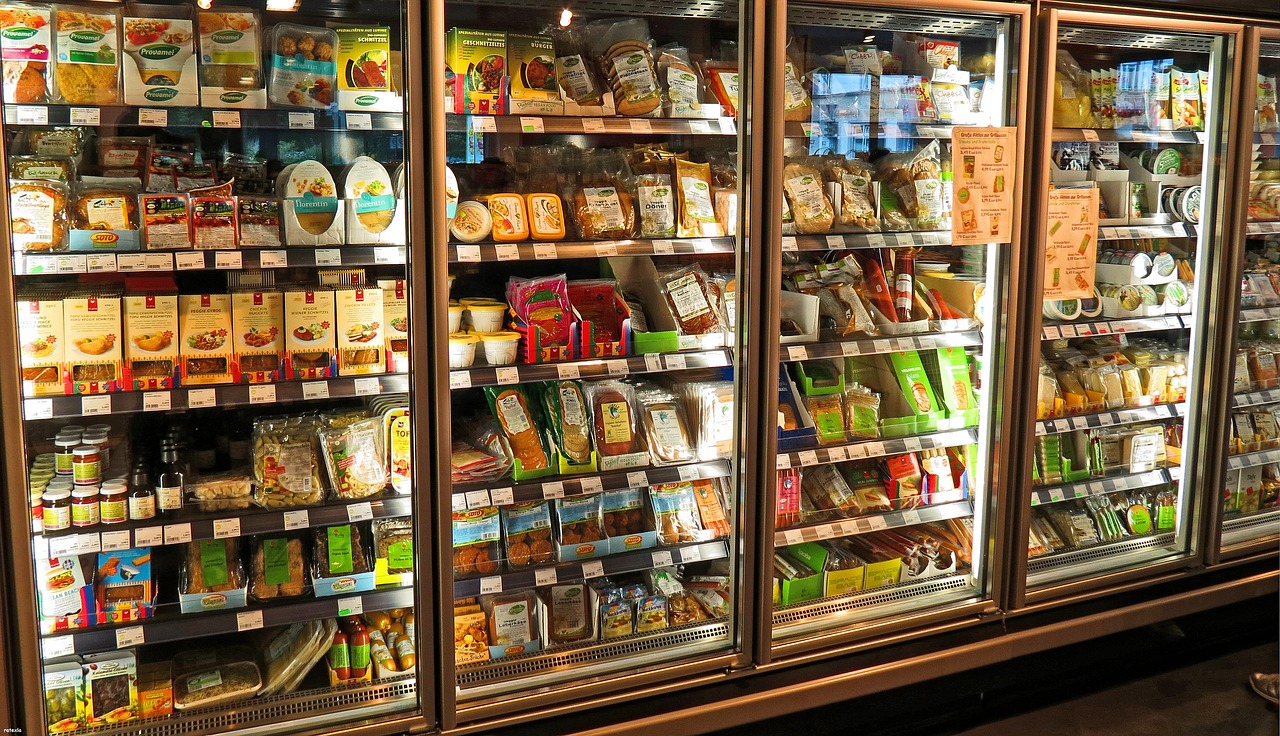 supermarket, fridge, produce-949912.jpg
